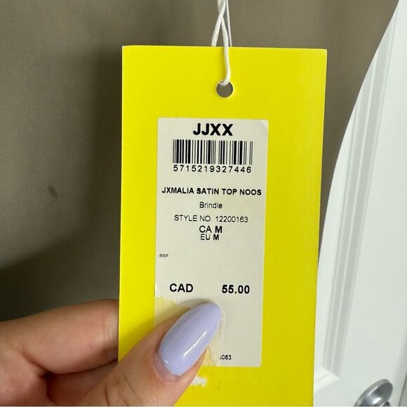 JJXX | Satin Top - Picture 6 of 9